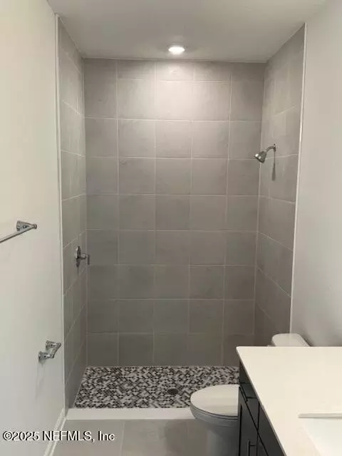 Bath - 230 Silver Lily Way, Saint Augustine, FL 32092 photo 6 of 6