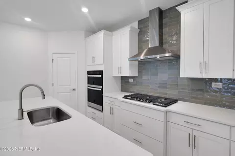 Kitchen - 355 Silver Lily Way, Saint Augustine, FL 32092 photo 2 of 4