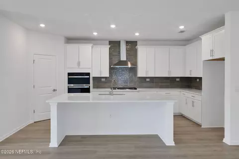 Kitchen - 355 Silver Lily Way, Saint Augustine, FL 32092 photo 4 of 4