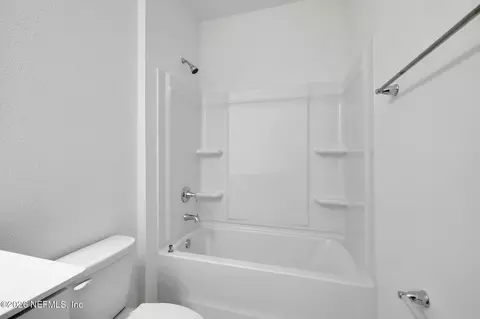 Bath - 355 Silver Lily Way, Saint Augustine, FL 32092 photo 5 of 6