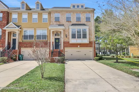 4274 Studio Park Ave, Jacksonville, FL 32216