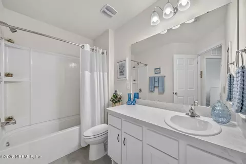 Bath - 497 Coastline Way, Saint Augustine, FL 32092 photo 3 of 3