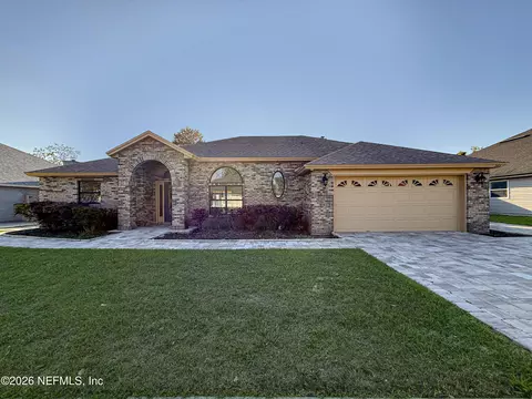 585 Thornberry Rd, Orange Park, FL 32073