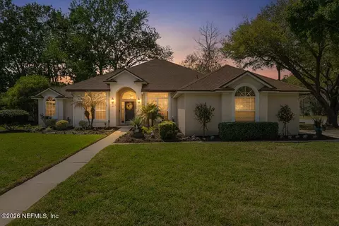 1800 Manchester Ct S, Saint Johns, FL 32259