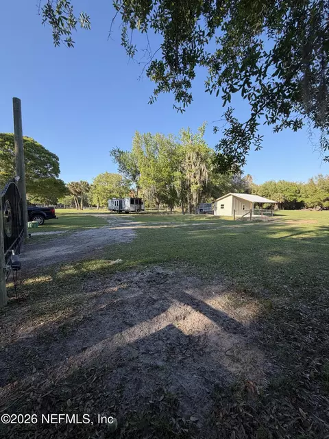 1133 Turnbull Grove Rd, Oak Hill, FL 32759