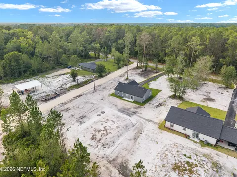 View/Area - 9284 SW Cr 18, Hampton, FL 32044 photo 7 of 11