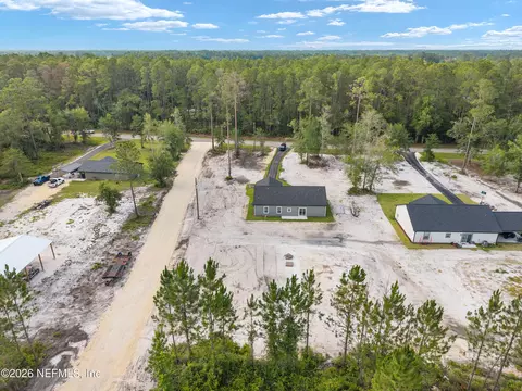 View/Area - 9284 SW Cr 18, Hampton, FL 32044 photo 8 of 11