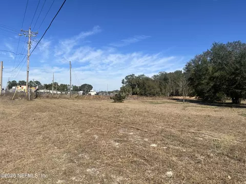 903 S Moody Rd, Palatka, FL 32177