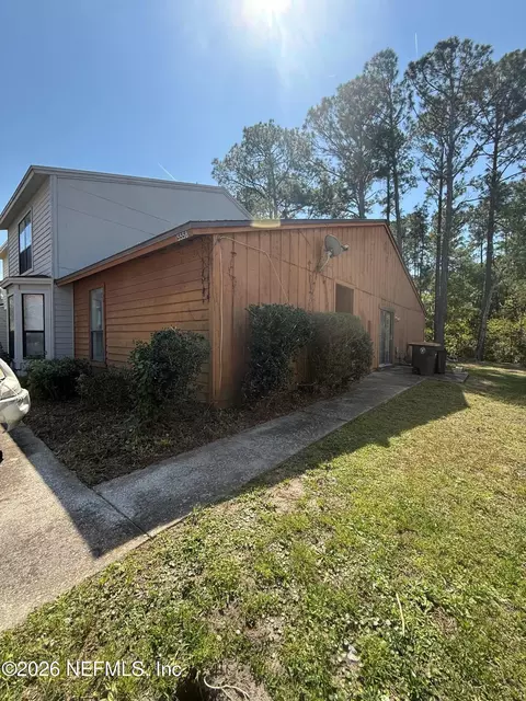 5558 Bennington Dr, Jacksonville, FL 32244