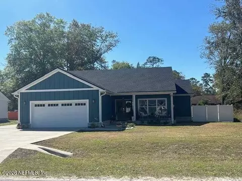 4282 Wolfe Dr, Macclenny, FL 32063