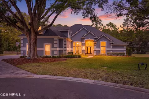 9911 Chelsea Lake Rd, Jacksonville, FL 32256