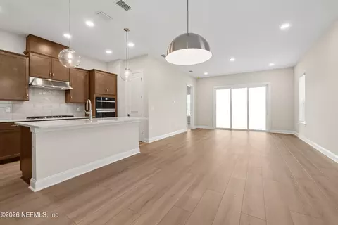 Living - 318 Bedford Ter, Saint Augustine, FL 32092 photo 1 of 1
