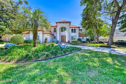 1037 Shipwatch Dr E, Jacksonville, FL 32225