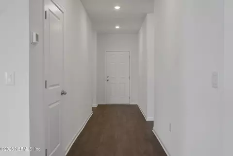 Entry Way - 330 Barbosa Trl, Saint Augustine, FL 32095 photo 2 of 2