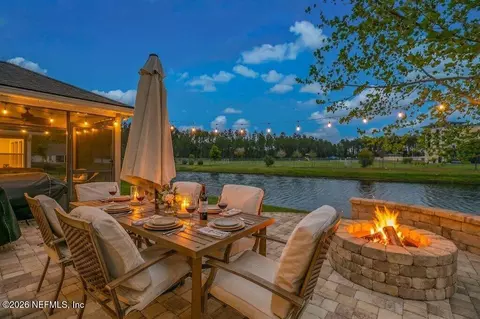 226 Glasgow Dr, Julington Creek, FL 32259