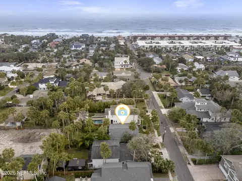 331 10th St, Atlantic Beach, FL 32233