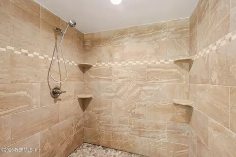 Bath - 4 Althea St, Saint Augustine, FL 32084 photo 3 of 7