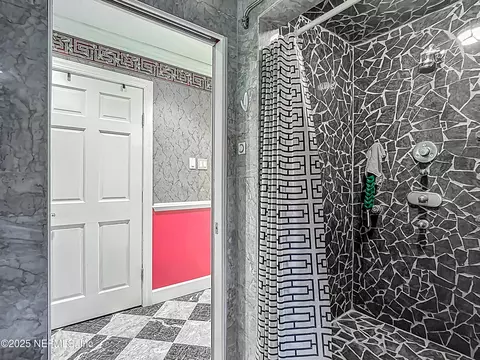 Bath - 26504 Sheared Stokes Rd, Hilliard, FL 32046 photo 6 of 8