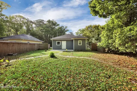 Exterior - 1148 Tocoi Rd, Saint Augustine, FL 32084 photo 7 of 8