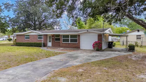 4906 Chivalry Dr, Jacksonville, FL 32208