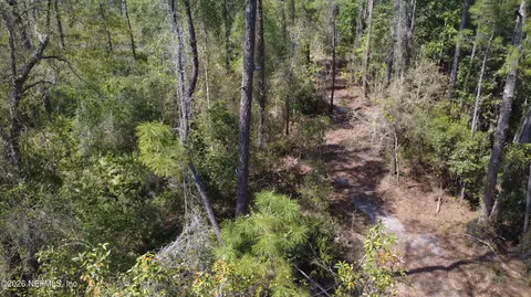 113 Seminole Pl, Satsuma, FL 32189