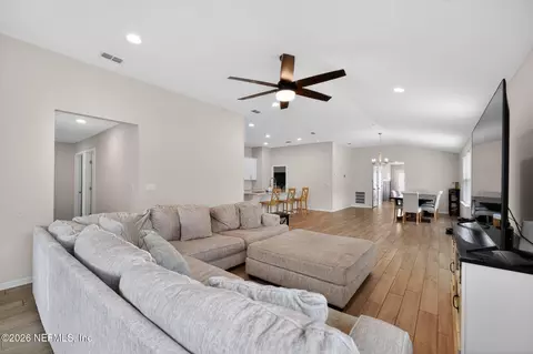 Entry Way - 70353 Winding River Dr, Yulee, FL 32097 photo 5 of 6