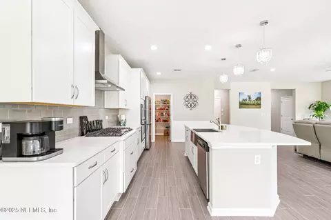 Kitchen - 456 Stargaze Ln, Saint Augustine, FL 32095 photo 4 of 4