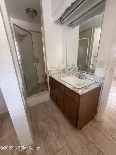 Bath - 698 Gene Dr, Starke, FL 32091 photo 2 of 3