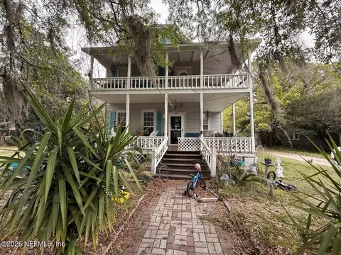 324 N Walnut St, Starke, FL 32091