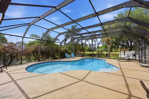 2143 Willesdon Dr E, Jacksonville, FL 32246