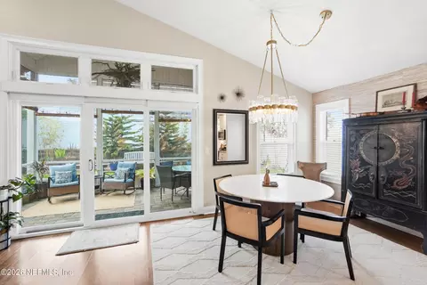 Dining - 276 Brighton Ct, Saint Augustine, FL 32084 photo 2 of 3