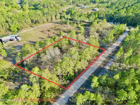 106 Spruce Rd, Interlachen, FL 32148 photo 2