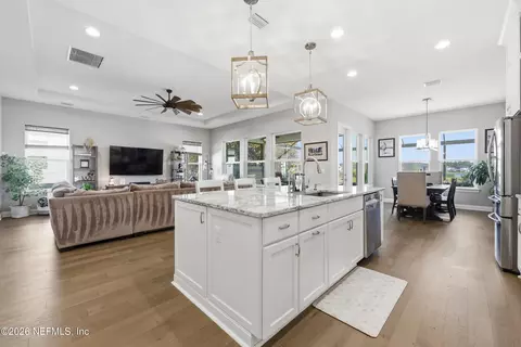 151 Silver Pine Dr, Saint Augustine, FL 32092