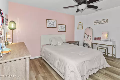 Bedroom - 6110 Sands Pointe Dr, Macclenny, FL 32063 photo 2 of 2
