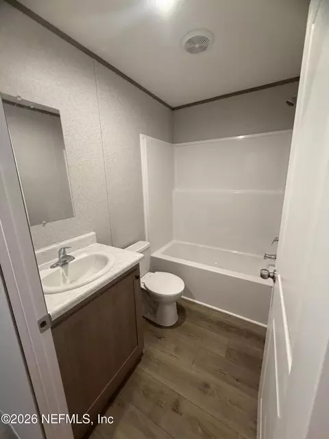 213 Milton Ave, Interlachen, FL 32148 photo 12