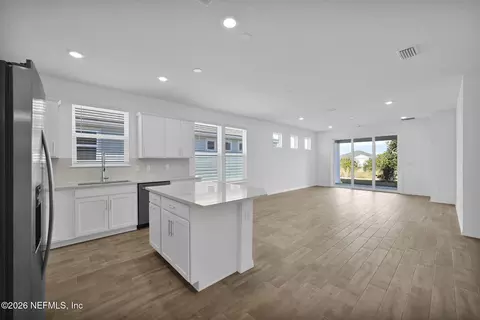 Living - 285 Ecliptic Loop, Yulee, FL 32097 photo 2 of 8