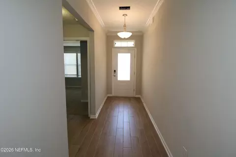 Entry Way - 72 Pickett Dr S, Saint Augustine, FL 32084 photo 2 of 4