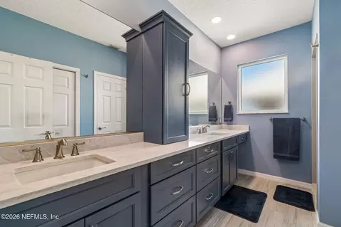 Bath - 9163 June Ln, Saint Augustine, FL 32080 photo 8 of 10