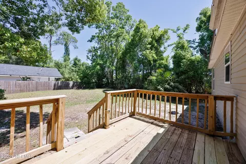 Exterior - 900 Helen St, Saint Augustine, FL 32084 photo 7 of 8