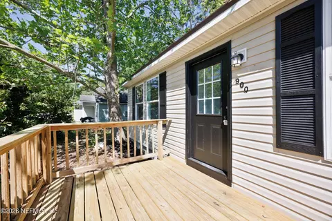 Exterior - 900 Helen St, Saint Augustine, FL 32084 photo 6 of 8
