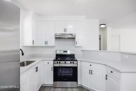 Kitchen - 900 Helen St, Saint Augustine, FL 32084 photo 2 of 3