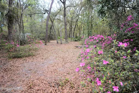 707 Hillsborough Ave, Florahome, FL 32140