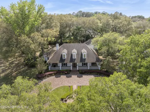 598 Glasgow Ct, Orange Park, FL 32073