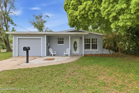 1712 Dibble Cir W, Jacksonville, FL 32246
