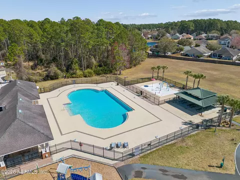 Exterior - 13687 Devan Lee Dr N, Jacksonville, FL 32226 photo 9 of 15
