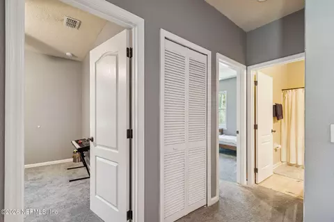 Entry Way - 13687 Devan Lee Dr N, Jacksonville, FL 32226 photo 7 of 10