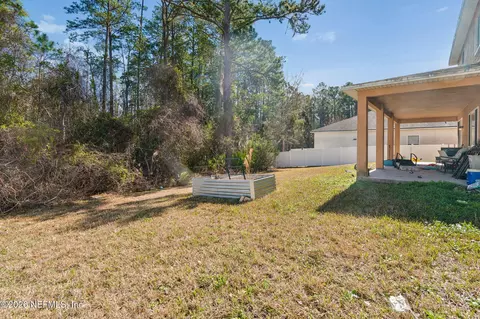 Exterior - 13687 Devan Lee Dr N, Jacksonville, FL 32226 photo 5 of 15