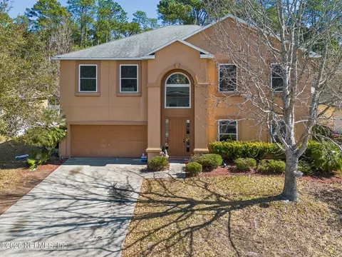 13687 Devan Lee Dr N, Jacksonville, FL 32226