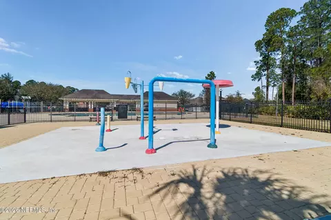 Exterior - 13687 Devan Lee Dr N, Jacksonville, FL 32226 photo 12 of 15