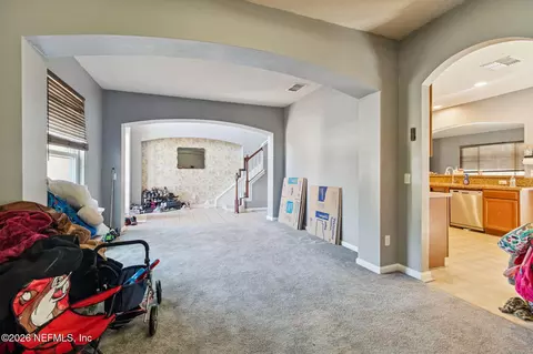 Entry Way - 13687 Devan Lee Dr N, Jacksonville, FL 32226 photo 2 of 10